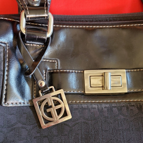 Giani Bernini Purse - Picture 9 of 14